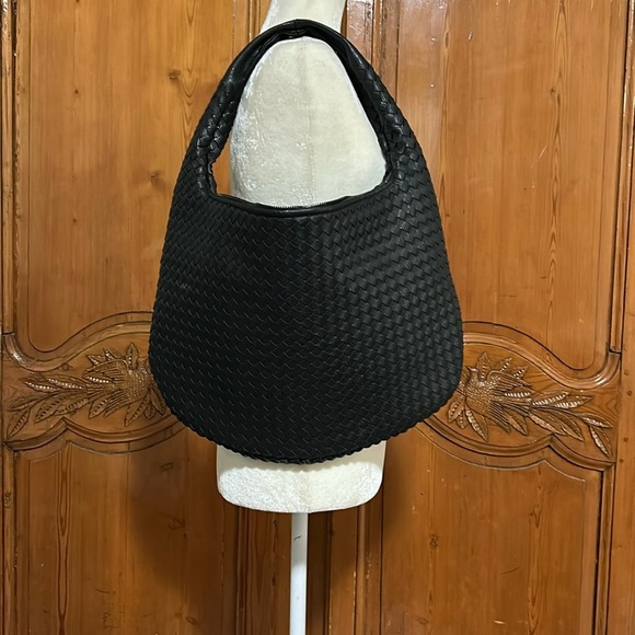 Handbags - NEW Woven Leather Bag.   Black Bottega Veneta Style Vegan Leather Hobo Bag